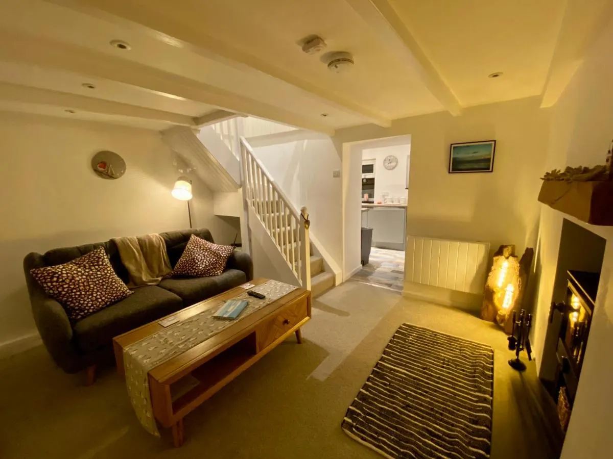 Image 4 of Robin Cottage One Bedroom Cottage near Perranporth beach with Parking & Wifi – Robin Cottage