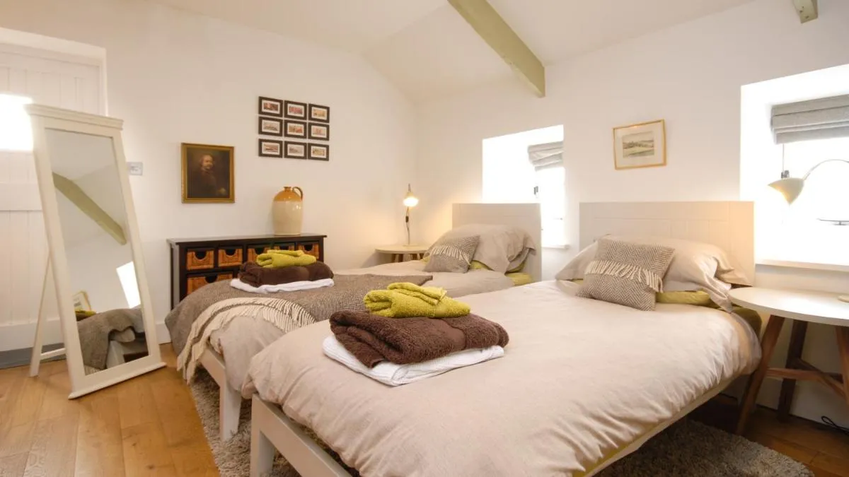 Image 1 of Saddle and Stable Rooms