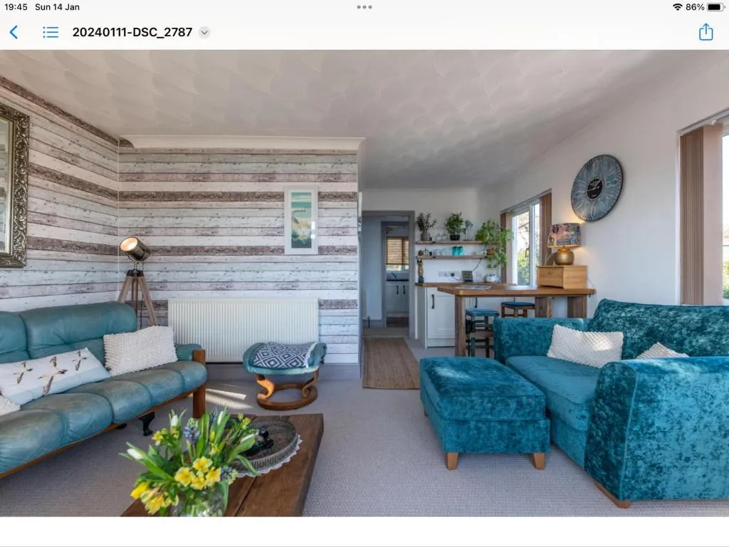 Image of Seaside escape overlooking beautiful looe bay