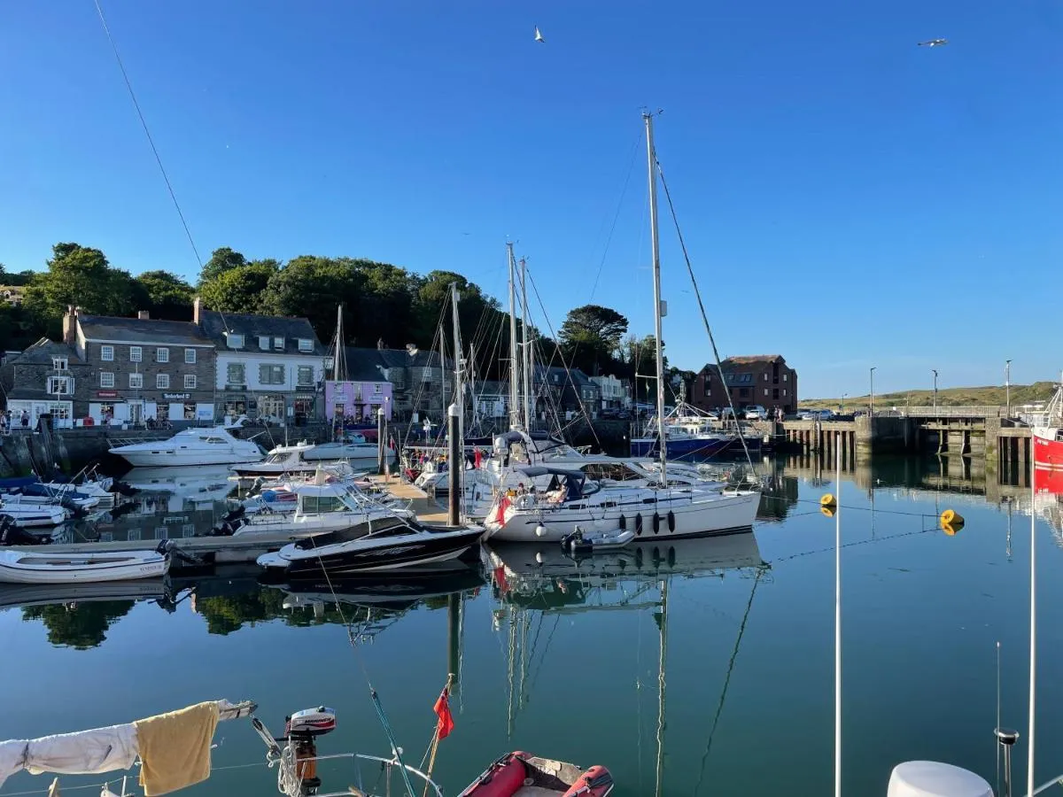 Image 1 of Seasteps Padstow