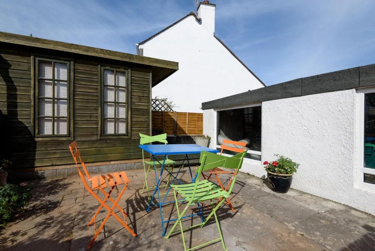 Image 4 of Seymour Apartment – Looe