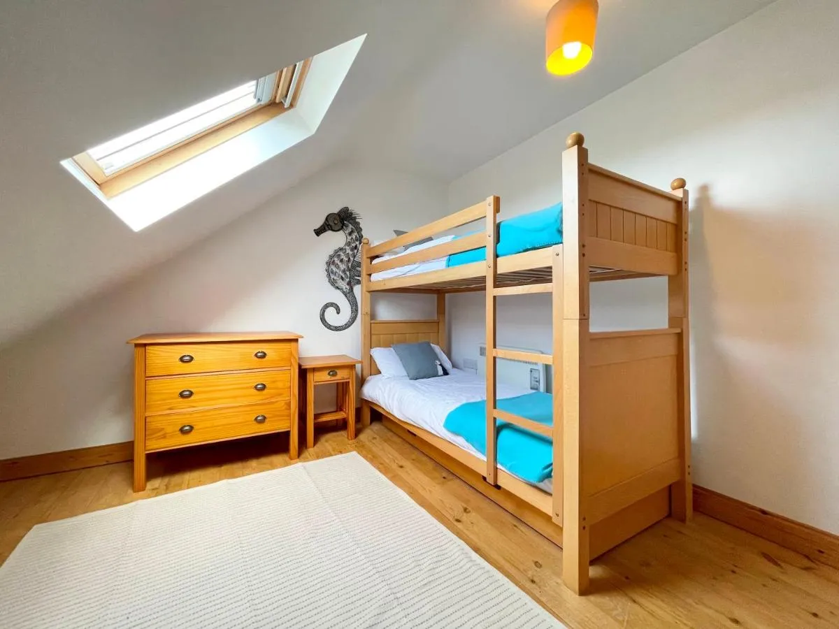 Image 6 of Spacious Home Sleeps 6 Short Walk to Port Isaac Village & Stunning Views