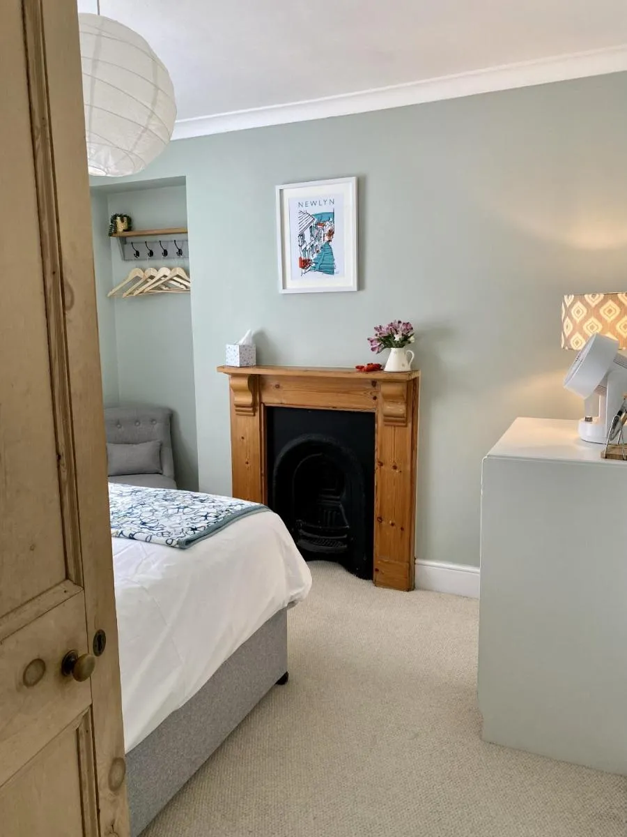 Image 4 of Spacious, seaside, Victorian home “Bay View Terrace”, Penzance