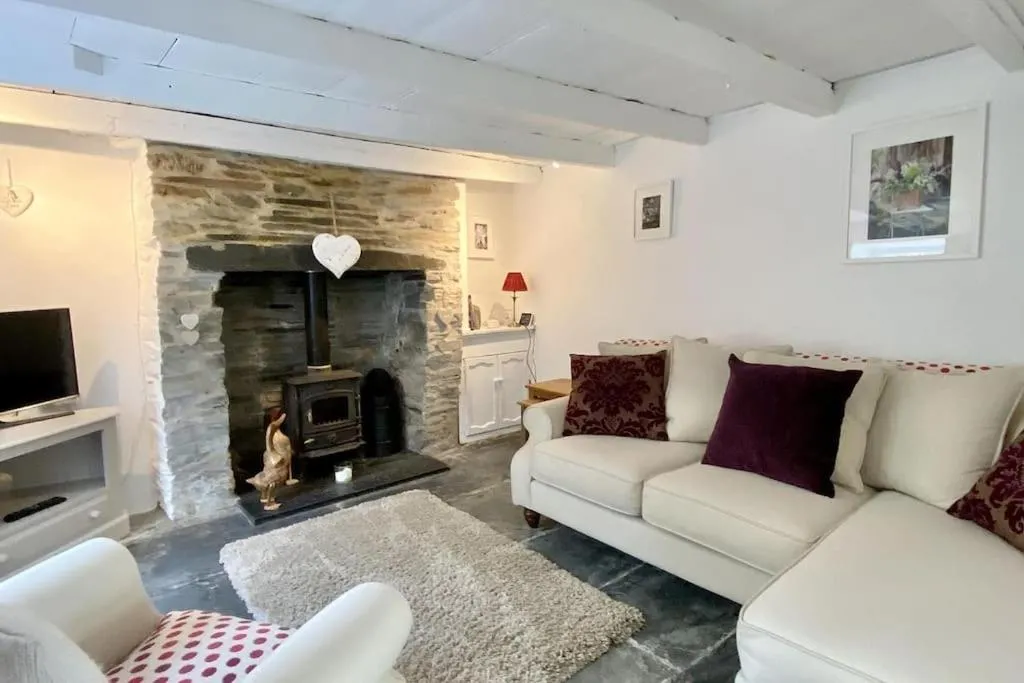 Image 4 of Stable Cottage