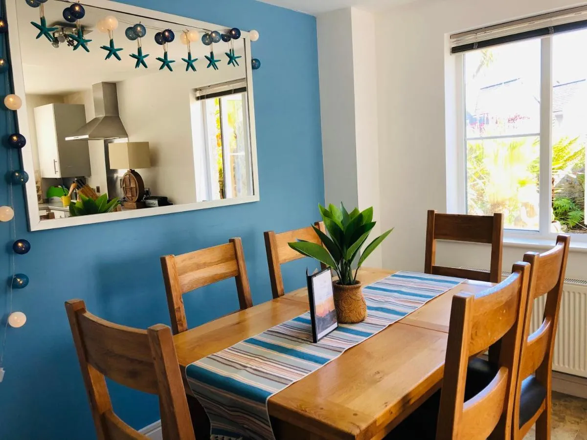 Image 2 of Starfish Cottage- private beach access- dog friendly