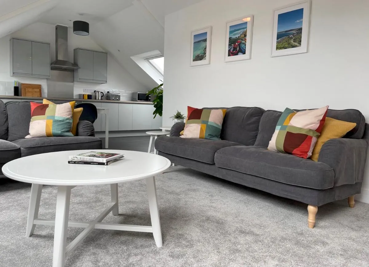 Image 3 of Stunning Penthouse in Penzance “Amazing Sea Views”