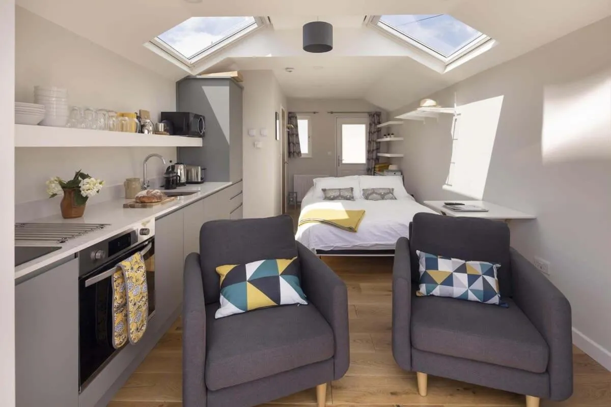 Image 5 of Stylish Boatshed with Sea Views Private Parking