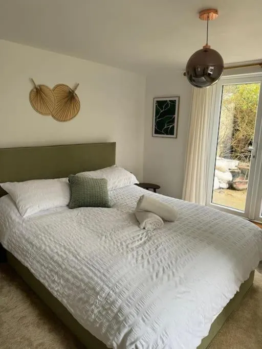 Image 4 of Stylish & central apartment close to the beach