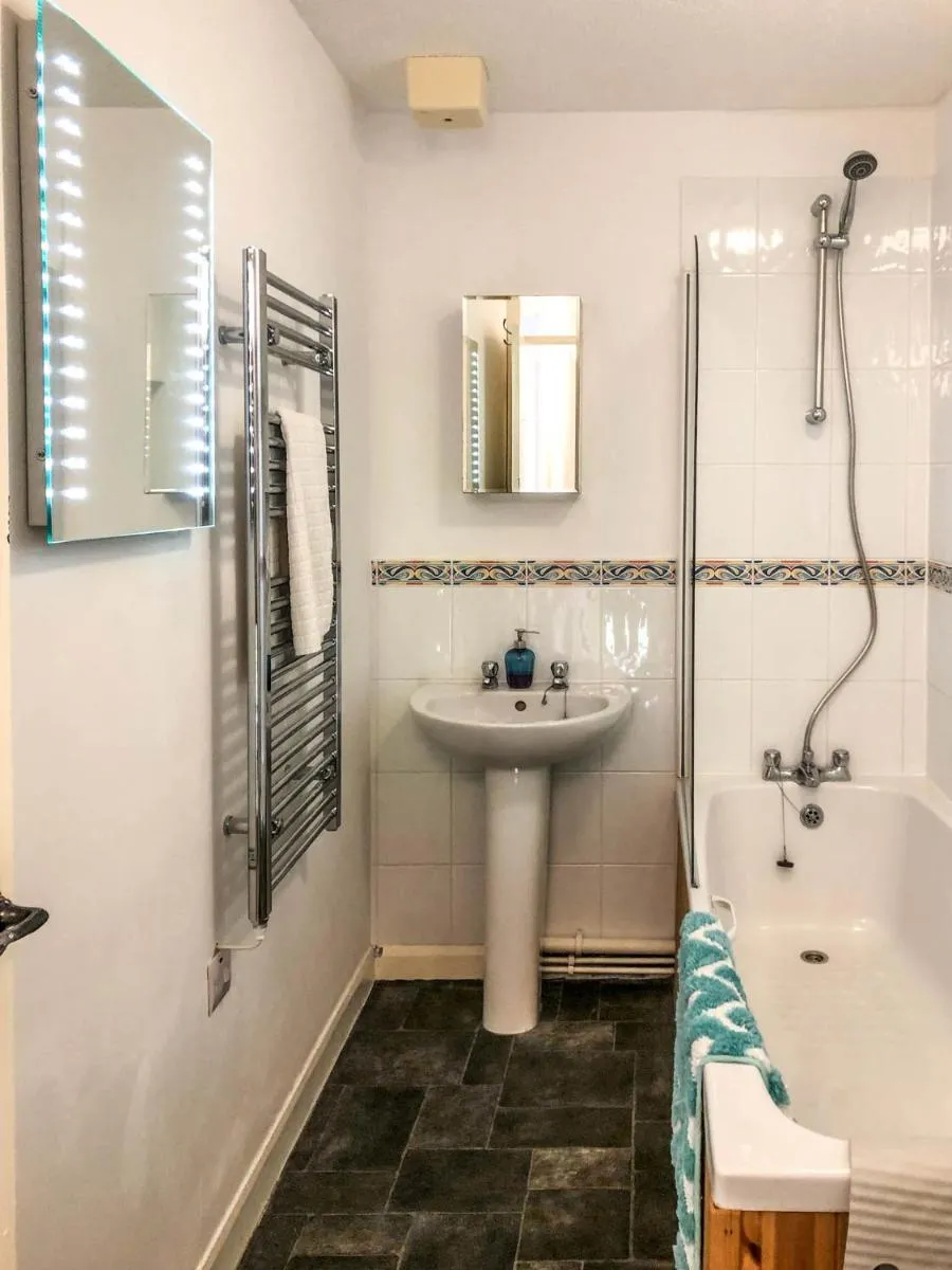 Image 4 of THE OLD RECTORY ROSE COTTAGE in Jacobstow 10 mins to Widemouth bay and Crackington Haven,Nearby Bude,Tintagel,Port Issac,Clovelly,PARKING FOR LARGE AND MULTIPLE VEHICLES