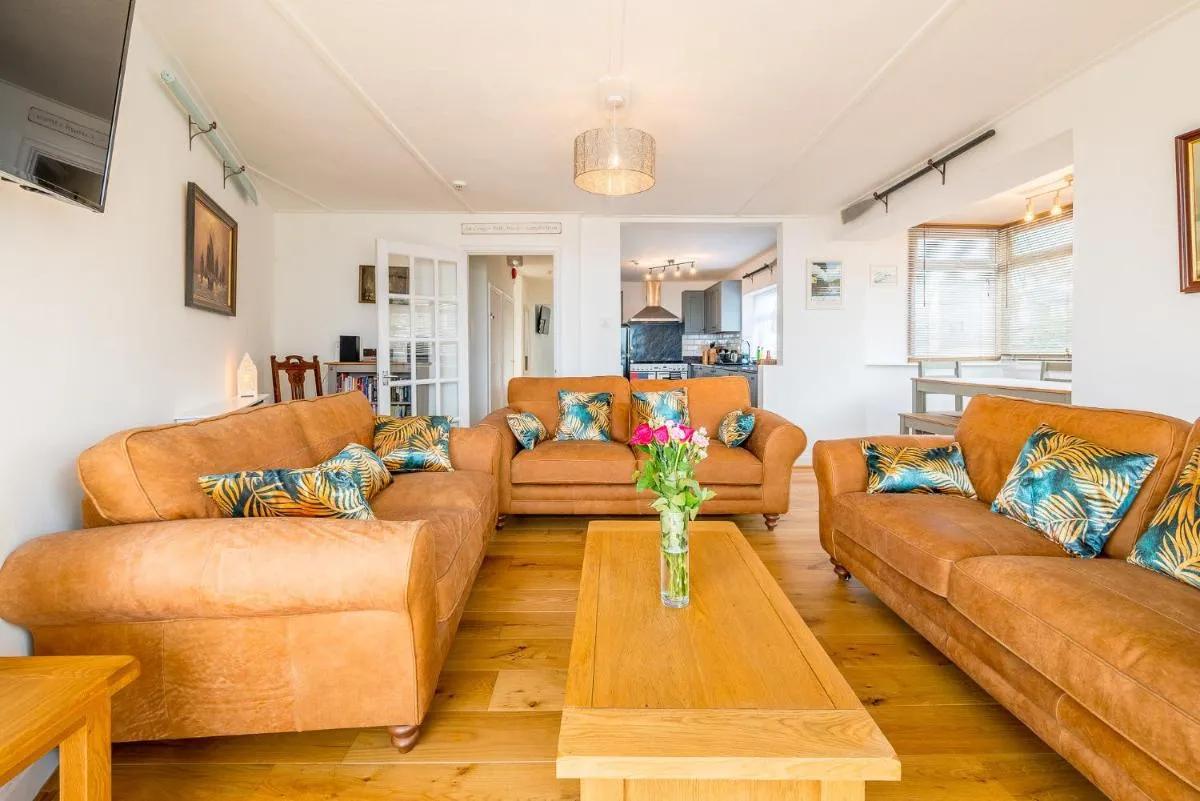 Image 4 of The Decker Apartment