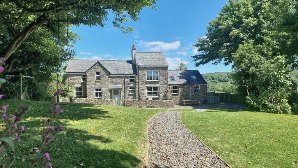 Image of The Old Farmhouse