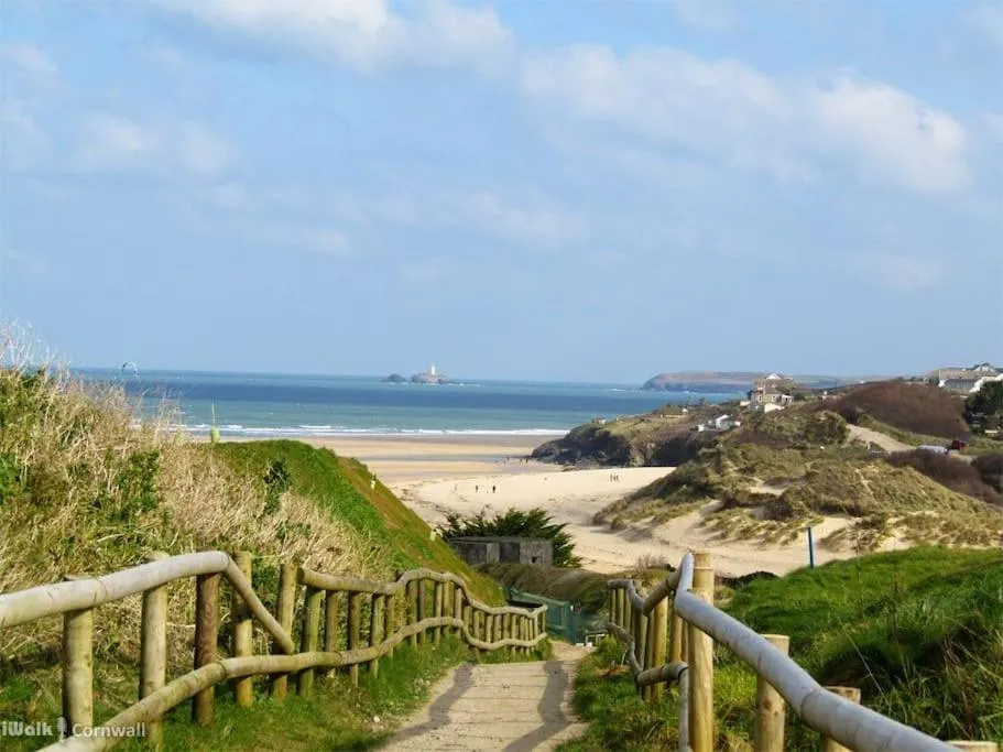 Image 4 of The Studio, Rosebud. 5 minutes walk to beach.