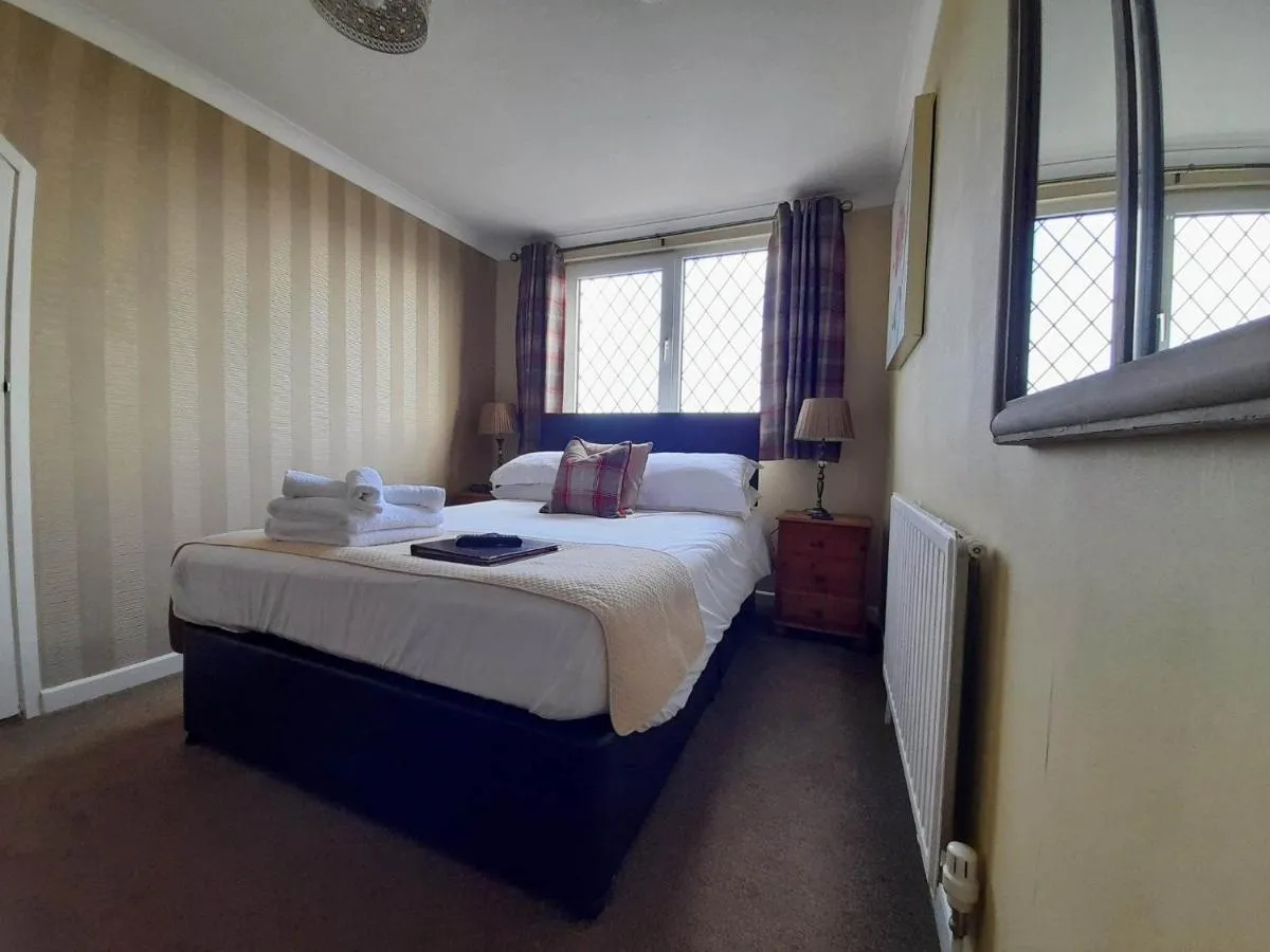 Image 4 of Thurlestone House