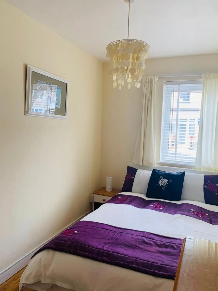 Image 4 of Towan Beach Holiday Flat