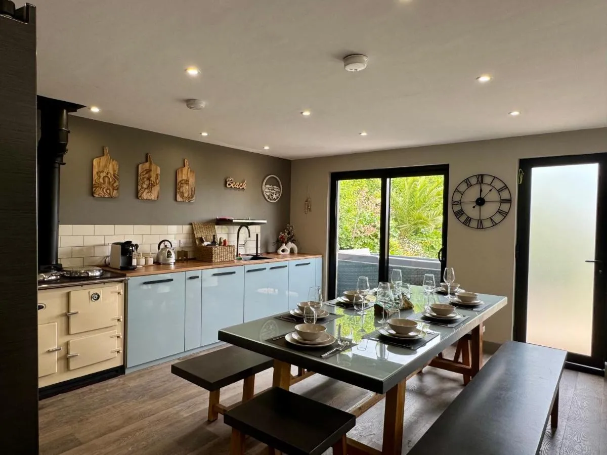 Image 3 of Uno Moor Side – Luxury self catering accommodation – Parking