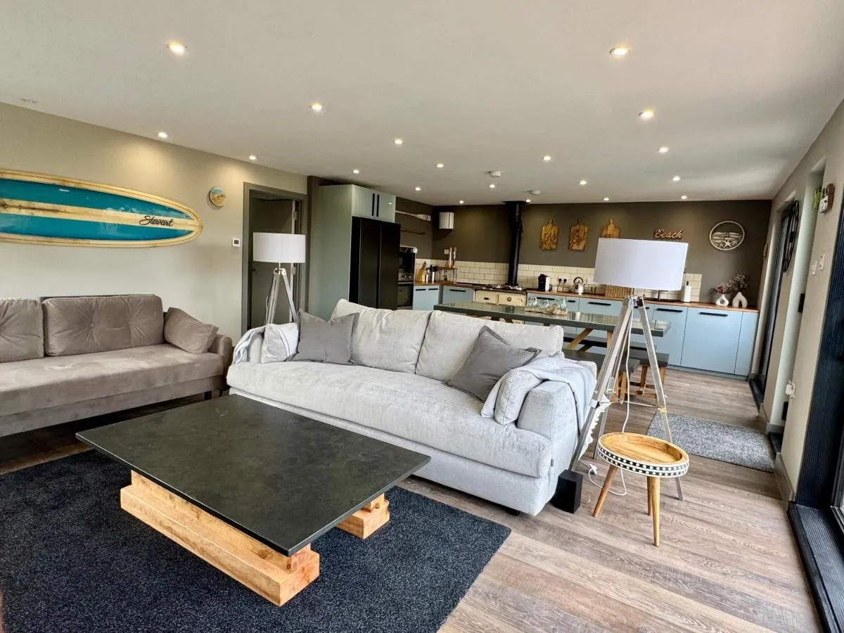 Image 4 of Uno Moor Side – Luxury self catering accommodation – Parking