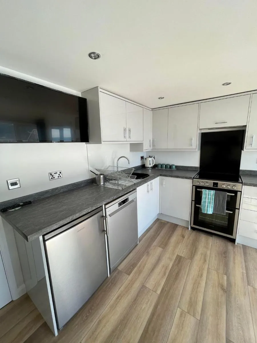 Image 4 of Whispering Waves in Porthtowan, Beachfront Apartment