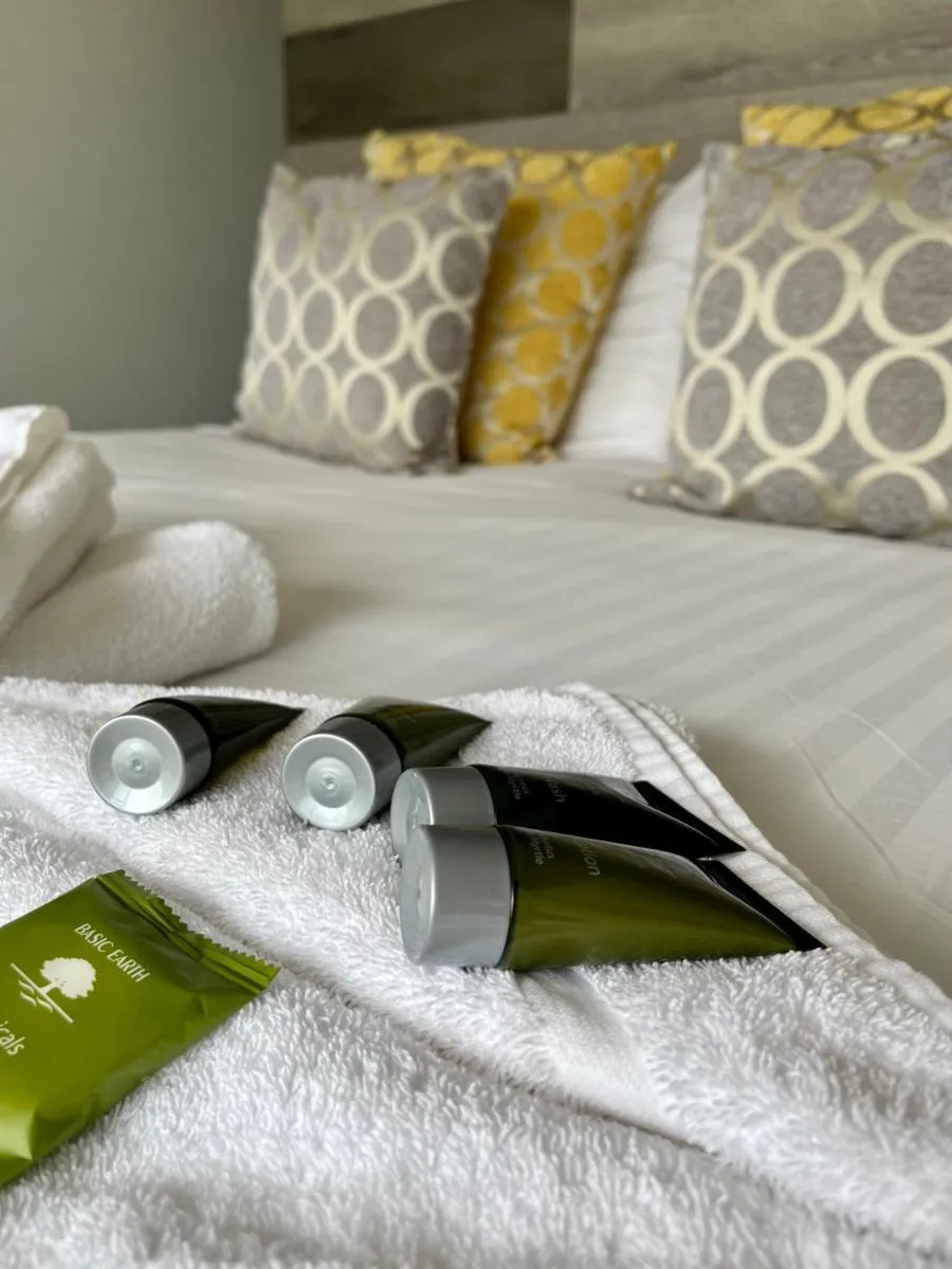 Image 3 of Whitsand Bay Tamar Bedroom